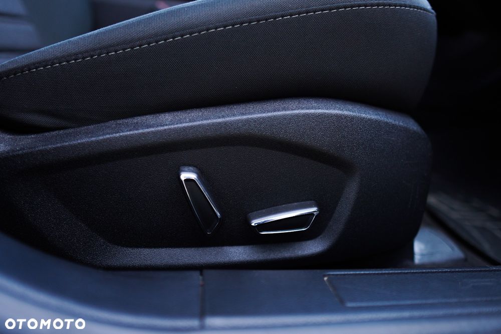 Ford Fusion - 12