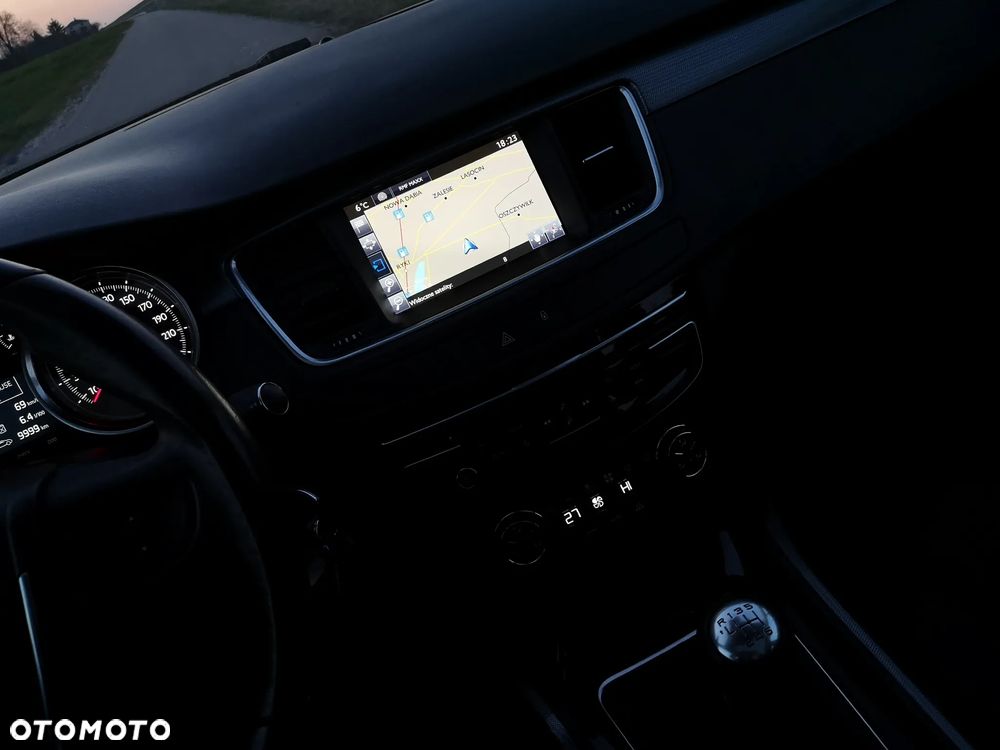 Peugeot 508 1.6 e-THP Active S&S - 40