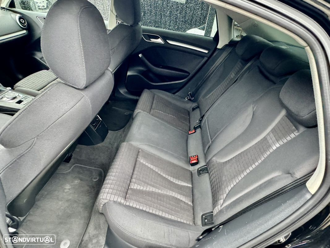 Audi A3 Limousine 2.0 TDI S-line - 8