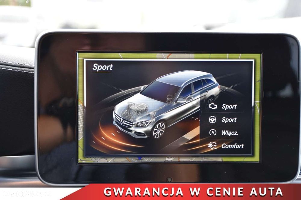 Mercedes-Benz Klasa C 200 T 4Matic 7G-TRONIC AMG Line - 22