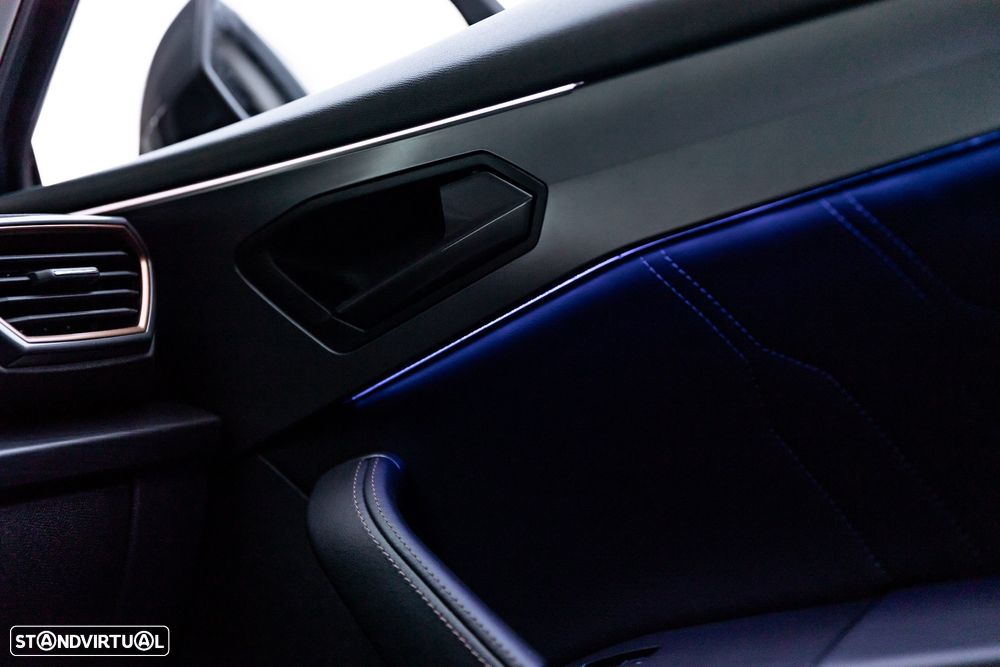 Cupra Formentor 1.4 e-Hybrid DSG Priority - 27