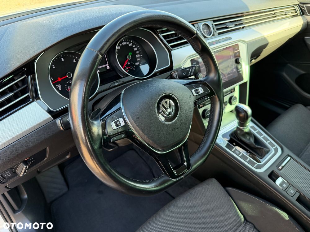 Volkswagen Passat 2.0 TDI BMT Highline DSG - 21