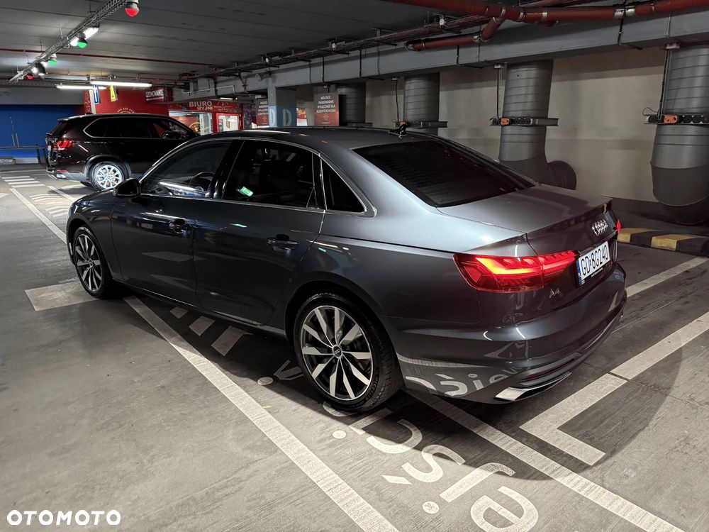 Audi A4 Limousine - 4