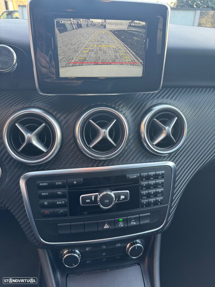 Mercedes-Benz A 180 d AMG Line - 21