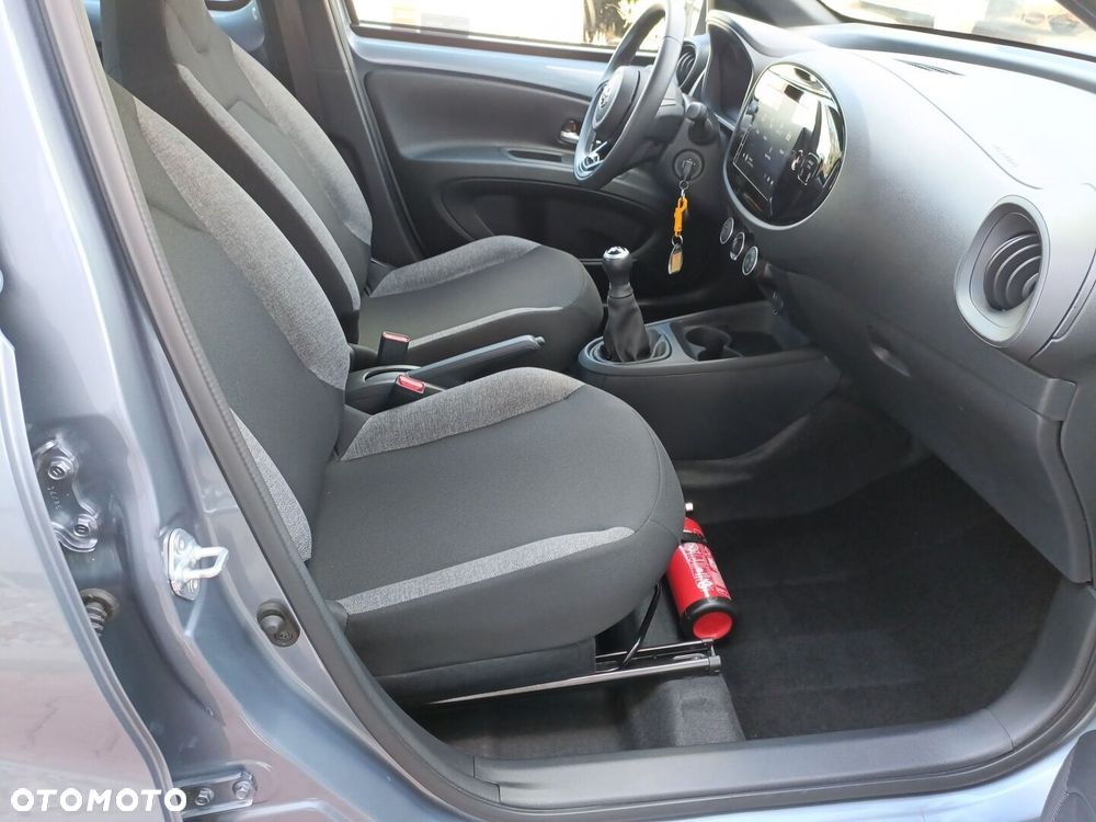 Toyota Aygo X - 12