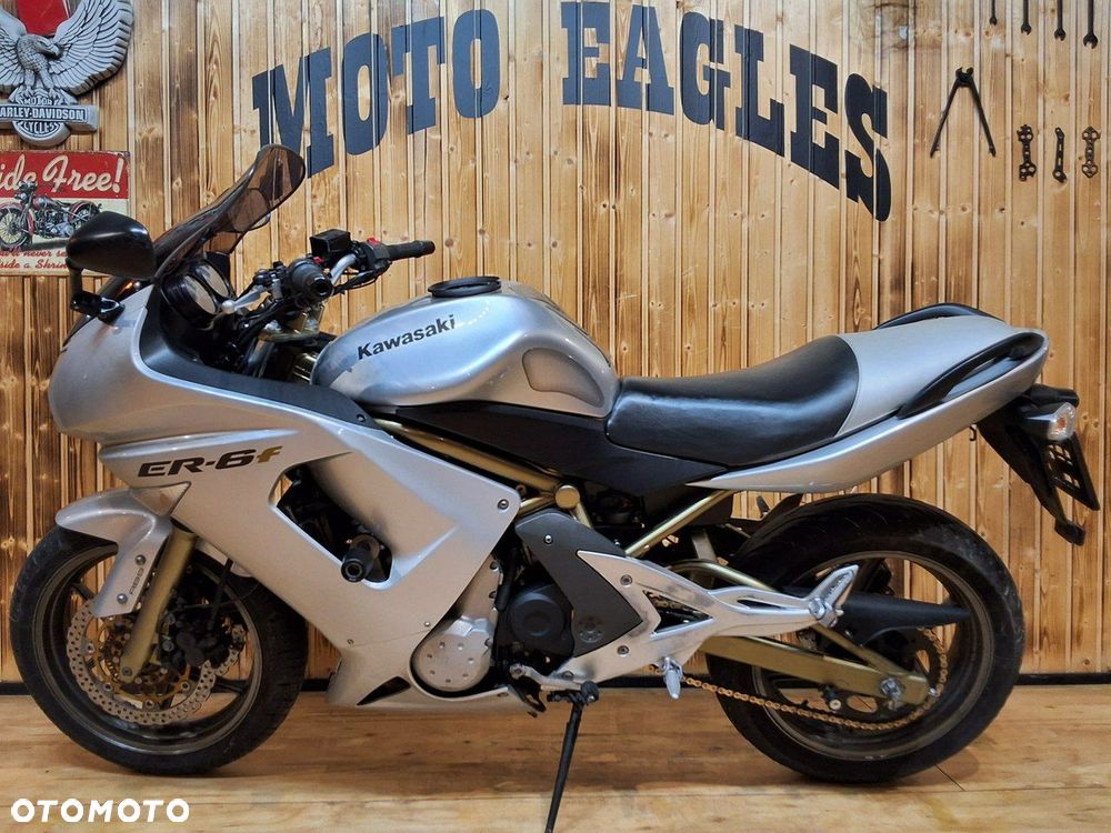 Kawasaki ER - 14