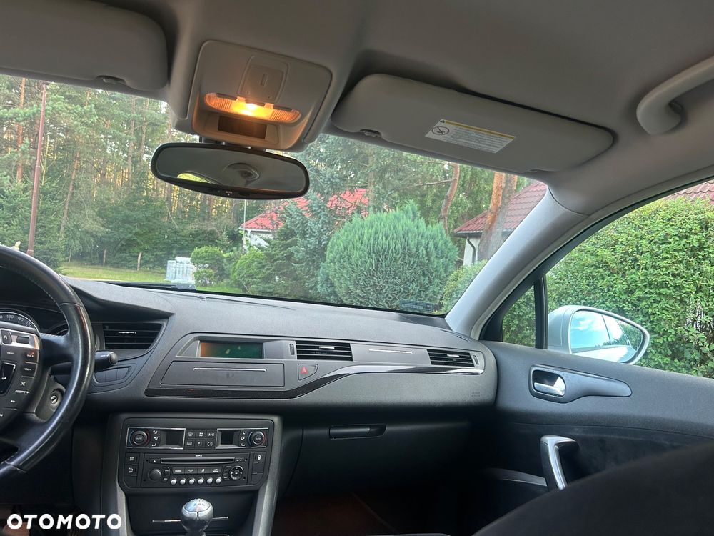 Citroën C5 2.0 HDi Confort - 6