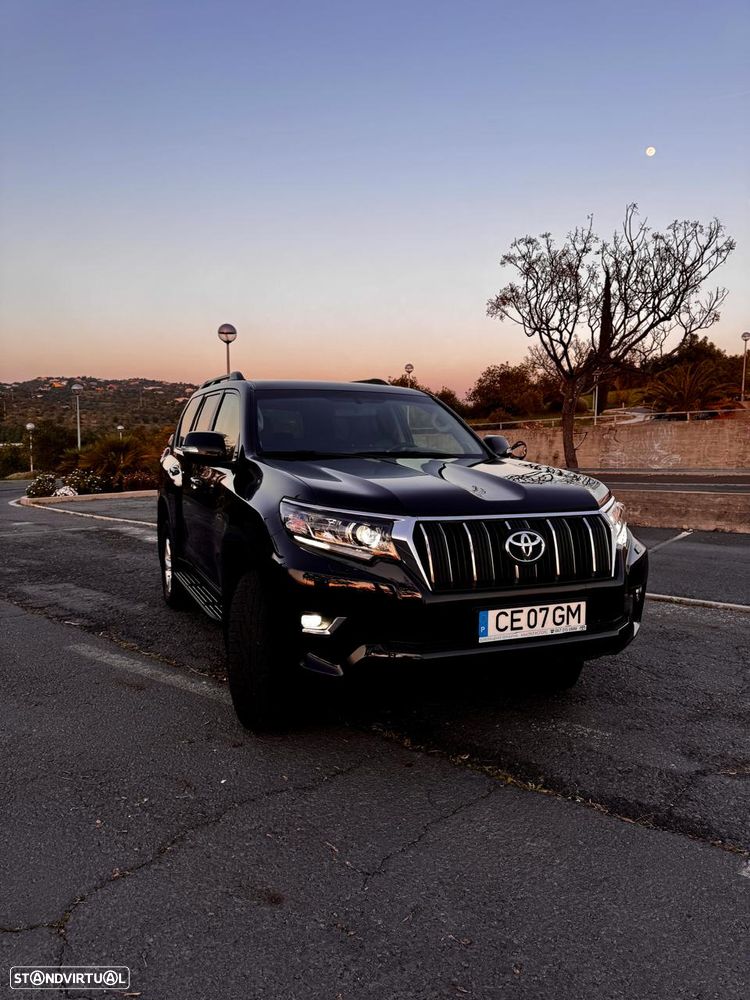 Toyota Land Cruiser 2.8 D-4D Auto Executive - 2