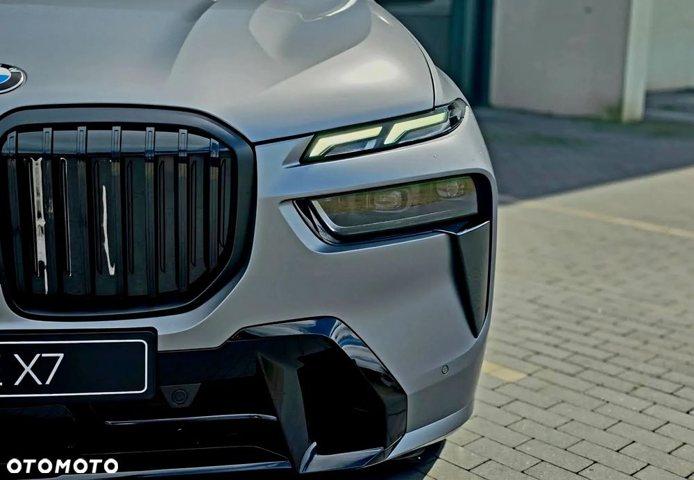 BMW X7 xDrive40d mHEV Individual Edition sport - 13