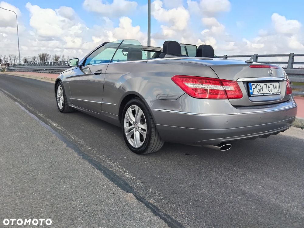 Mercedes-Benz Klasa E 220 CDI DPF BlueEFFICIENCY Automatik Avantgarde - 8