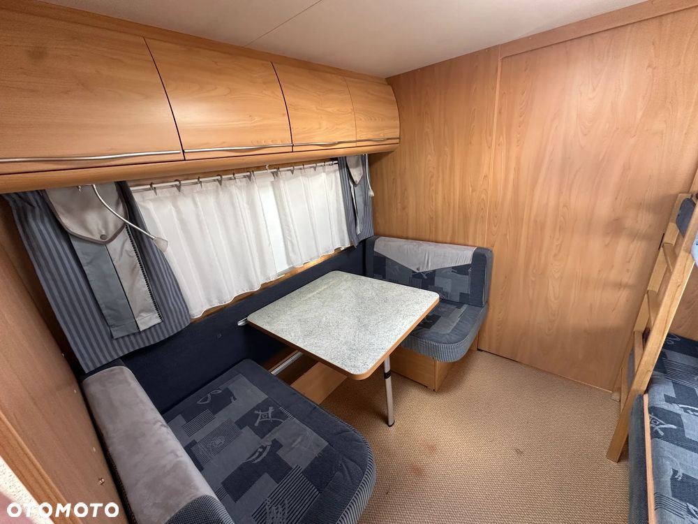 Burstner 720 TK VENTANA z napędem i łóżkami piętrowymi - 8 os. - 26