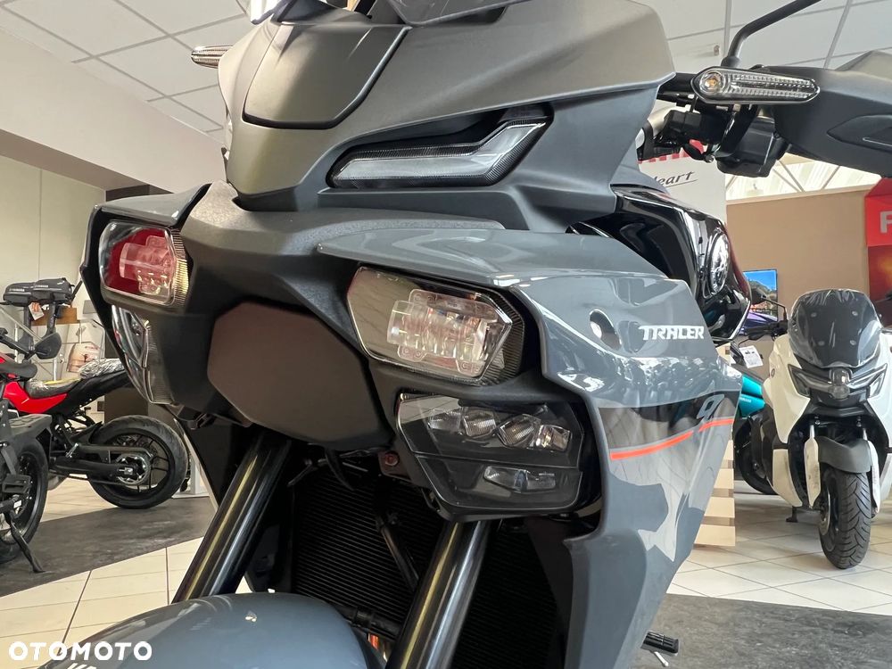 Yamaha Tracer - 12
