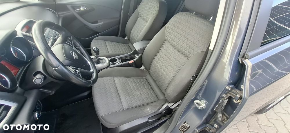 Opel Astra - 10