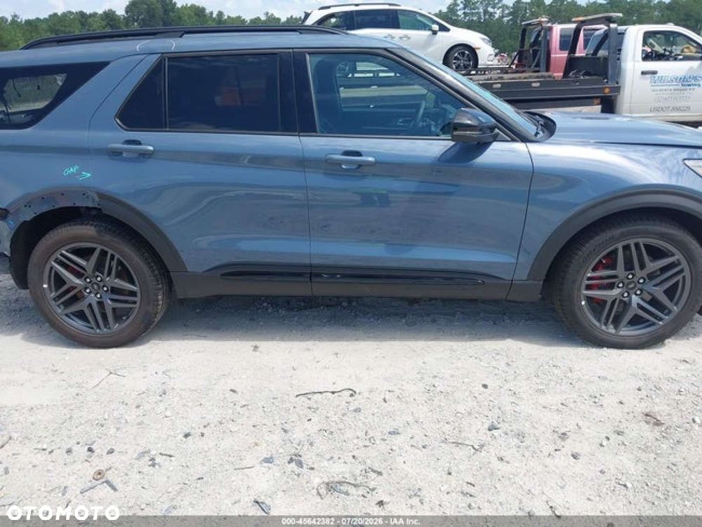 Ford Explorer - 6