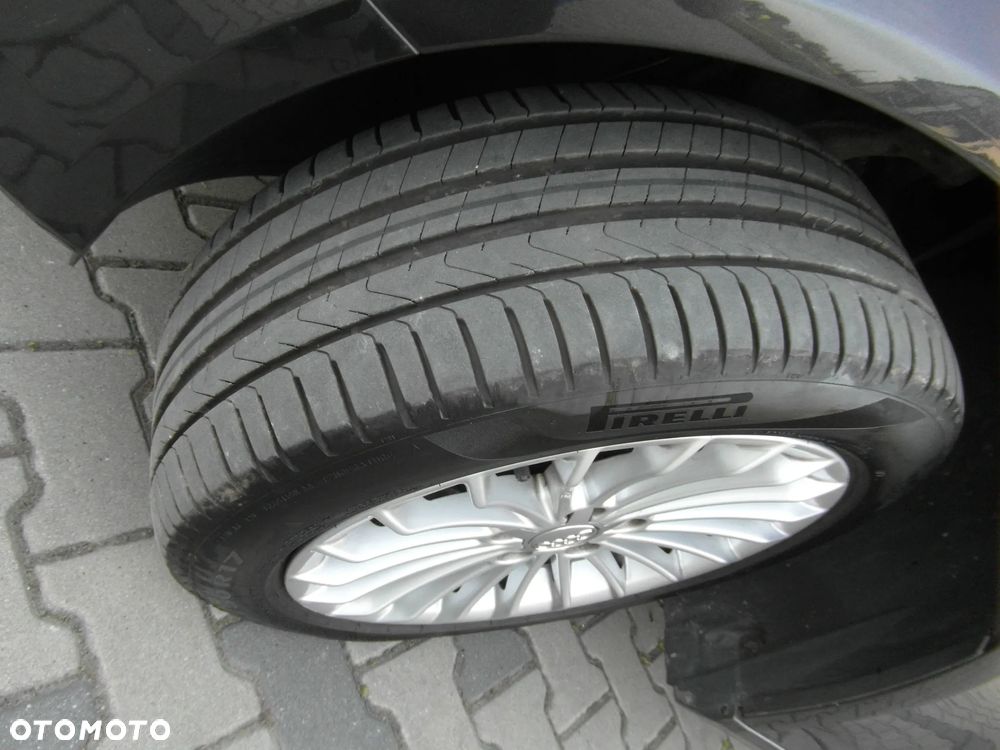 Audi A4 ver-2-0-tdi-dpf-attraction - 33