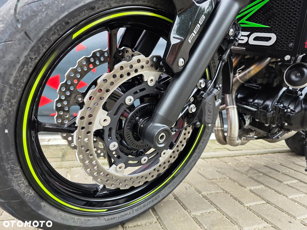 Kawasaki Z 650 - 14