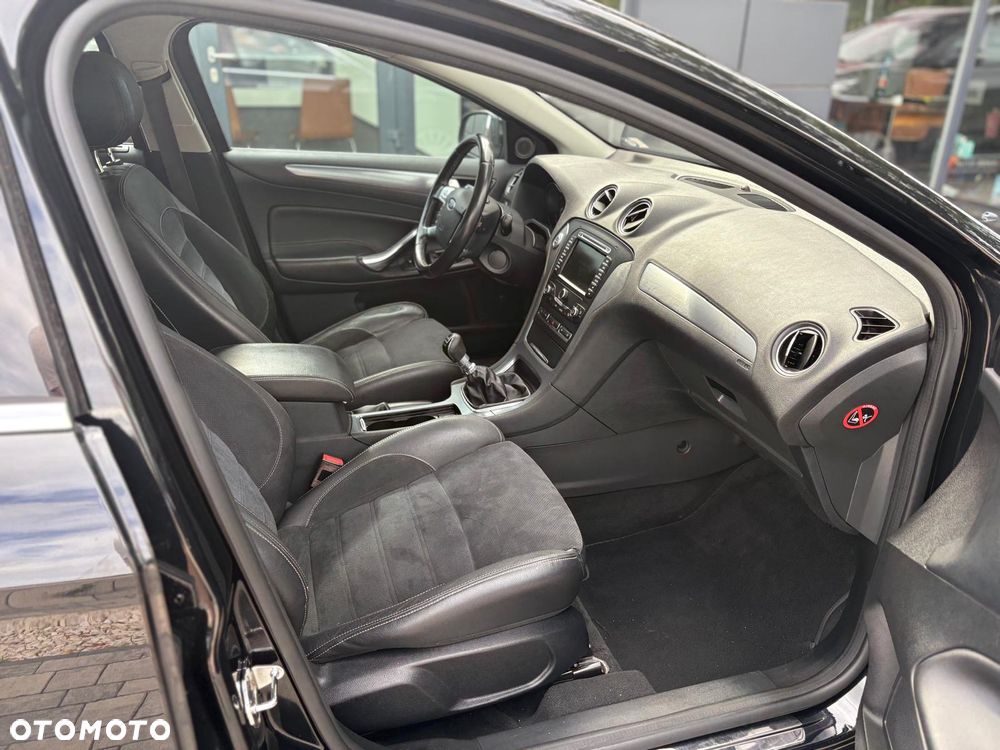 Ford Mondeo 1.6 TDCi Titanium - 15