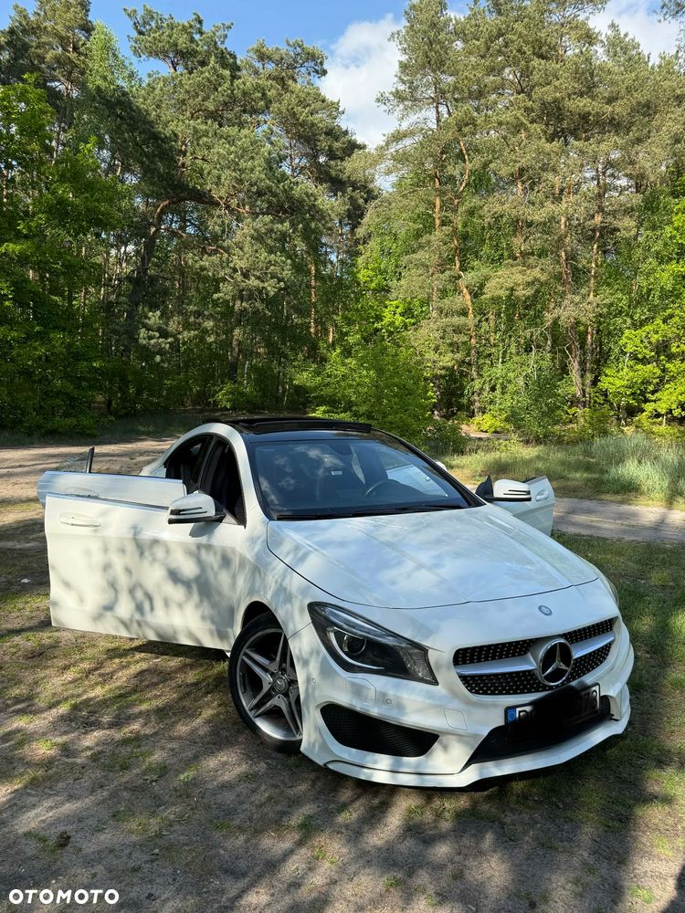 Mercedes-Benz CLA 200 AMG Line - 1