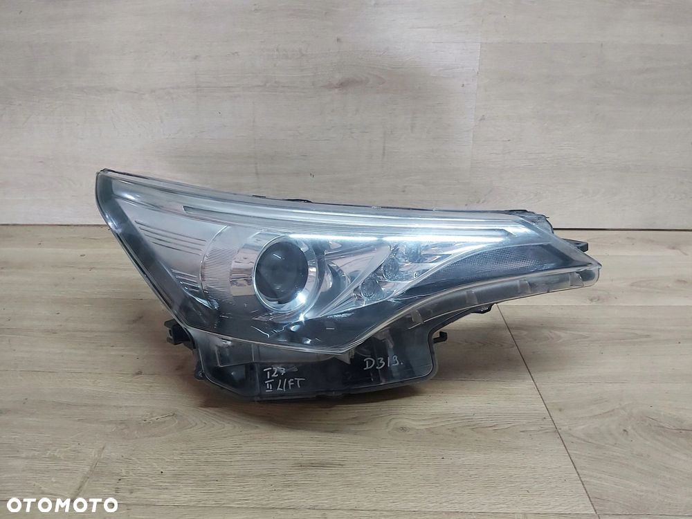 Toyota Avensis T27 II Lift T29 15-18r lampa prawy przód ANGLIK - 1