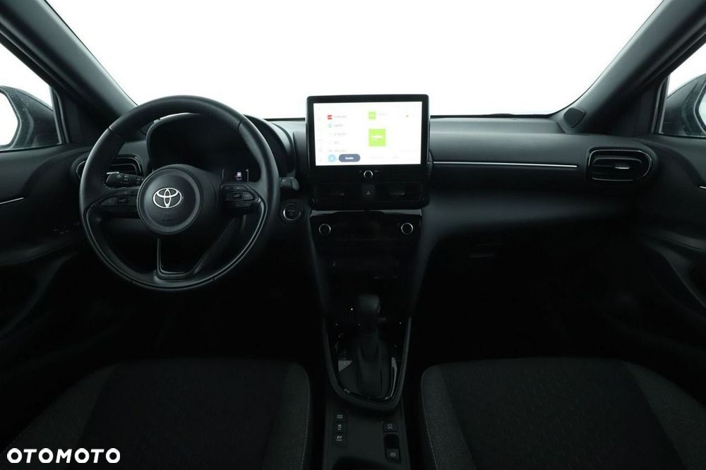 Toyota Yaris Cross 130 1.5 VVT-i Team Deutschland - 27