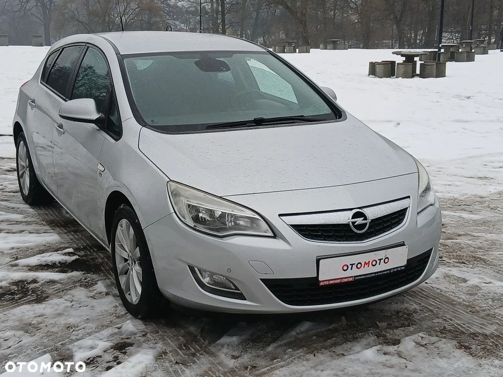 Opel Astra 1.4 Turbo 150 Jahre - 15
