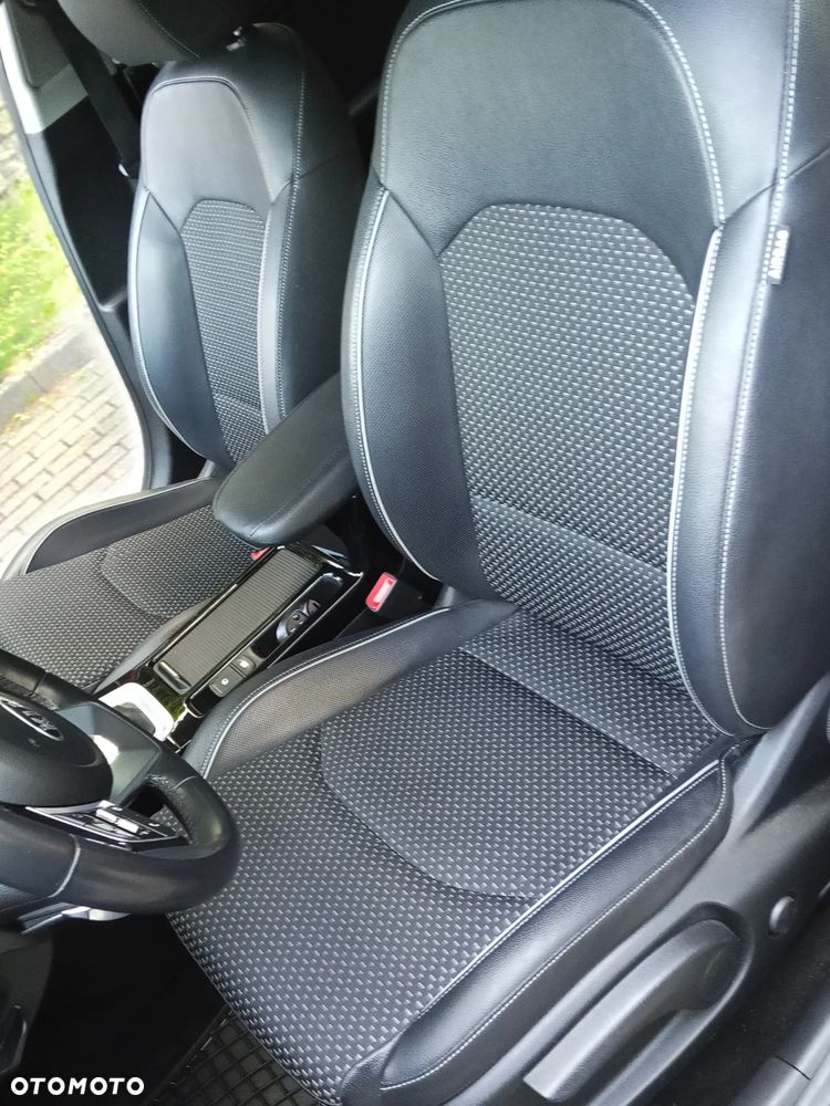 Kia XCeed 1.5 T-GDI M DCT - 11
