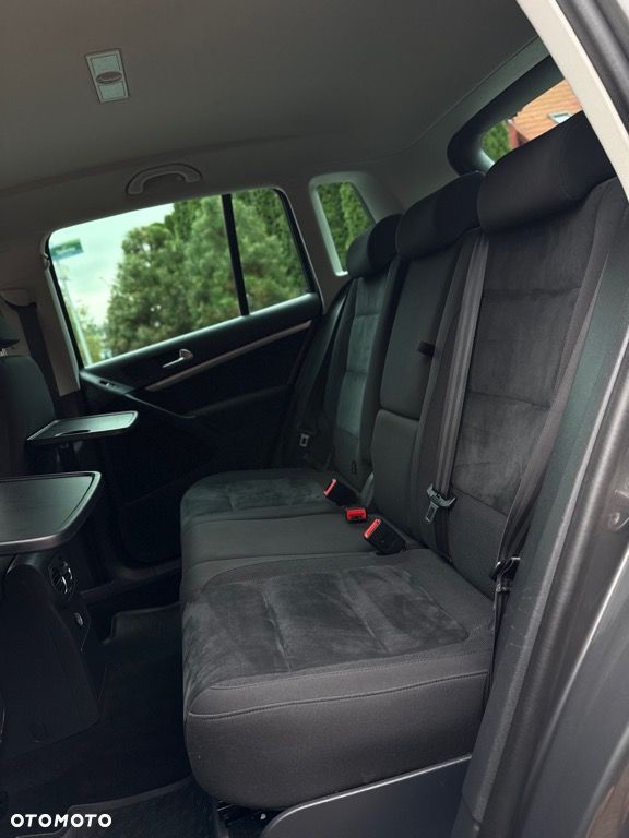 Volkswagen Tiguan 2.0 TDI BlueMot Sport&Style - 27