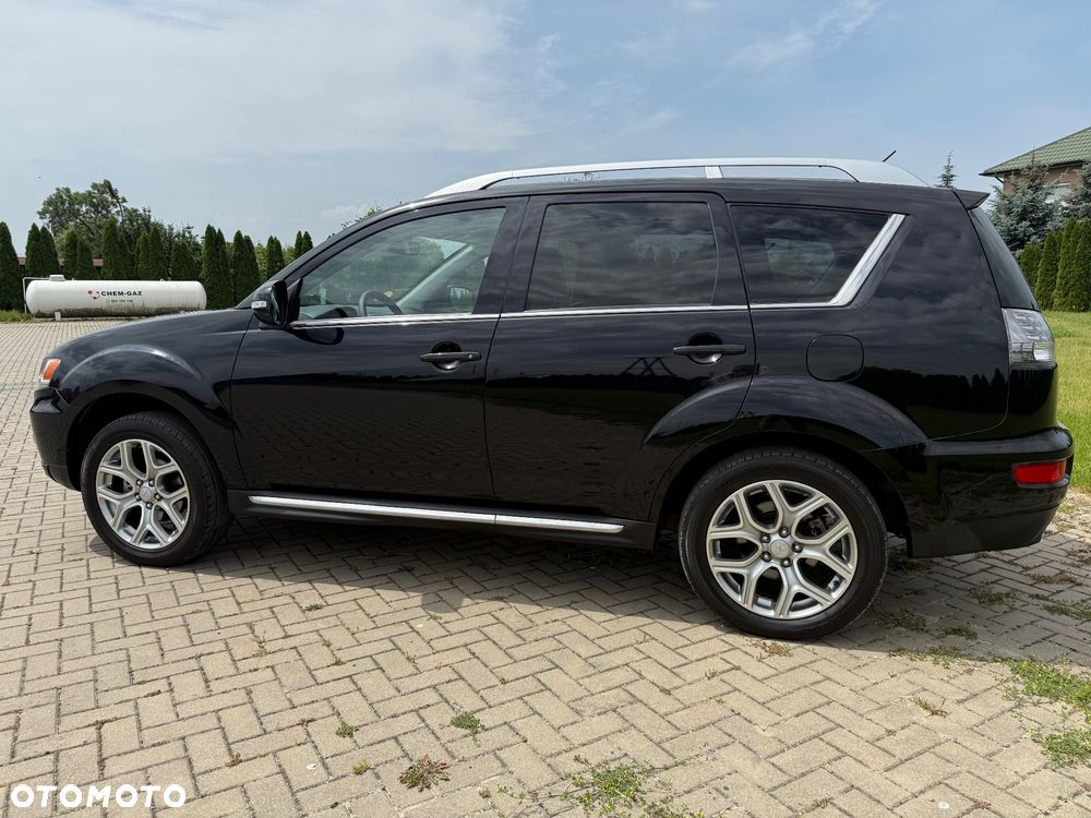 Mitsubishi Outlander 2.0 Intense 2WD EU5 - 24