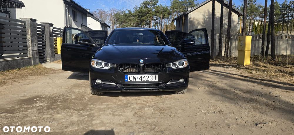 BMW Seria 3 318d DPF Edition Sport - 1