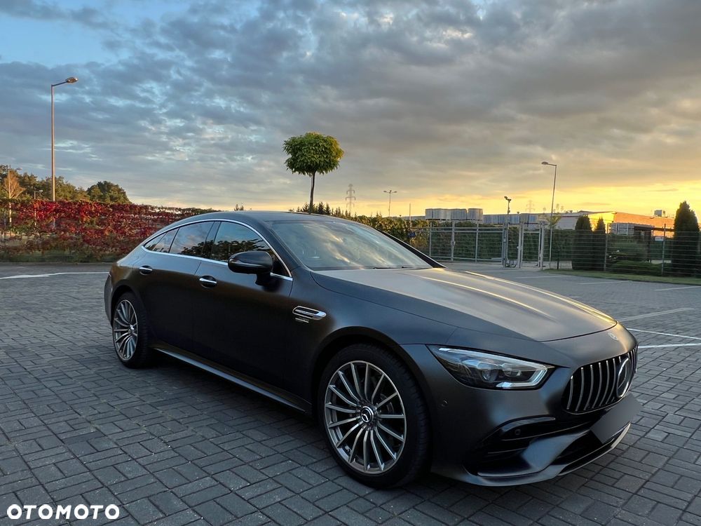 Mercedes-Benz AMG GT 43 4-Matic+ - 29