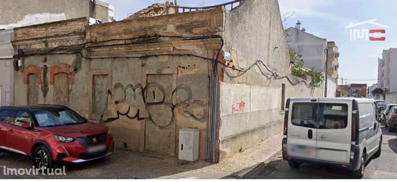 2 Moradias para Reconstrução c/ 220m2 de Terreno - Centro do Montijo - Grande imagem: 2/7