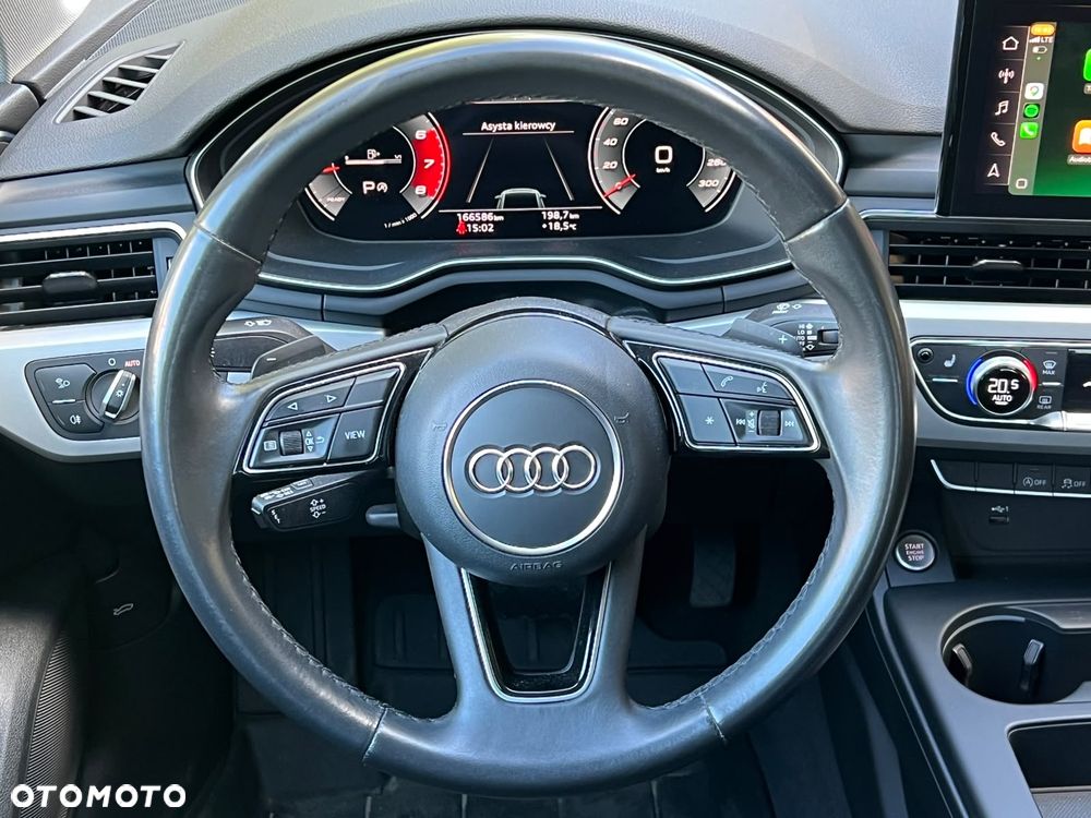 Audi A4 Limousine - 35