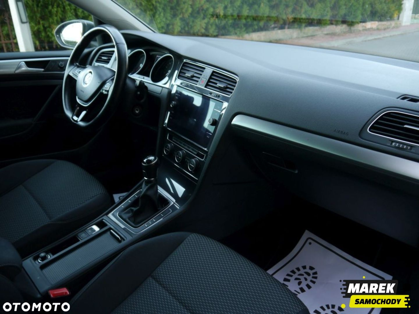 Volkswagen Golf - 15