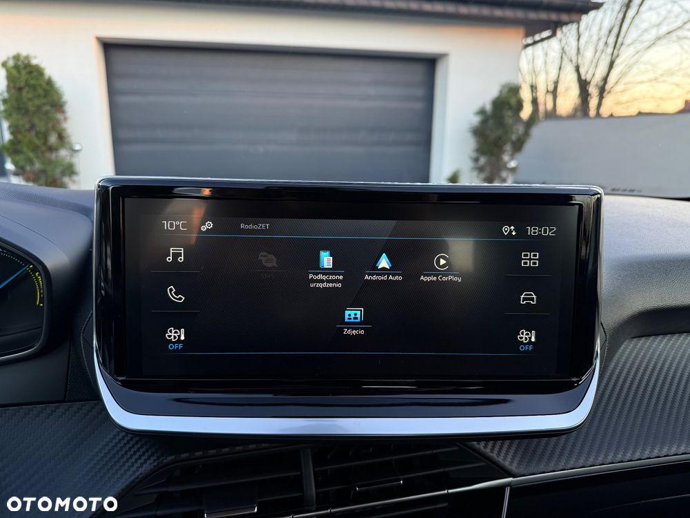 Peugeot 208 Hybrid 100 e-DSC6 Allure - 28