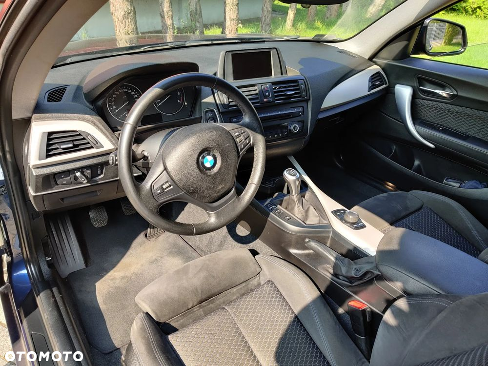 BMW Seria 1 120d xDrive Sport Line - 3