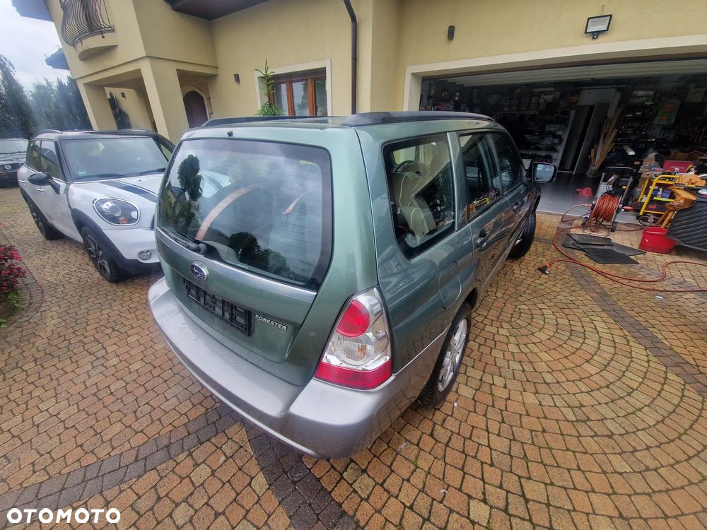 Subaru Forester 2.0 X - 4
