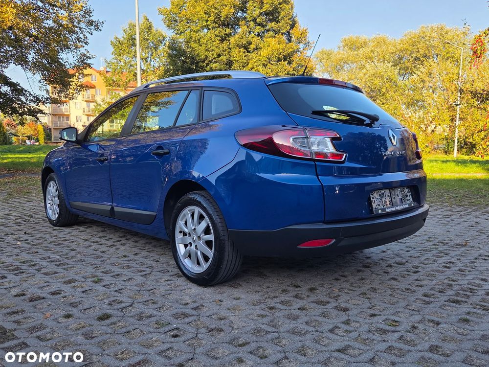 Renault Megane 1.6 16V 110 Expression - 11