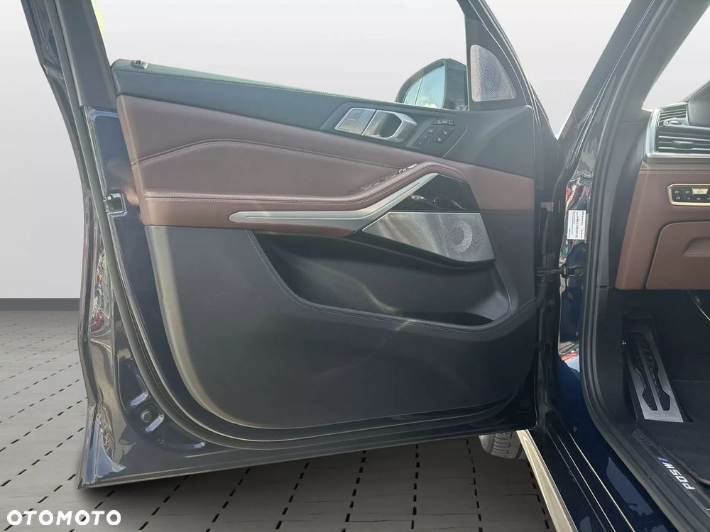 BMW X7 M50d sport - 11