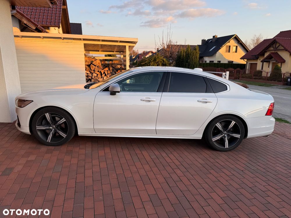 Volvo S90 D5 AWD R-Design - 1