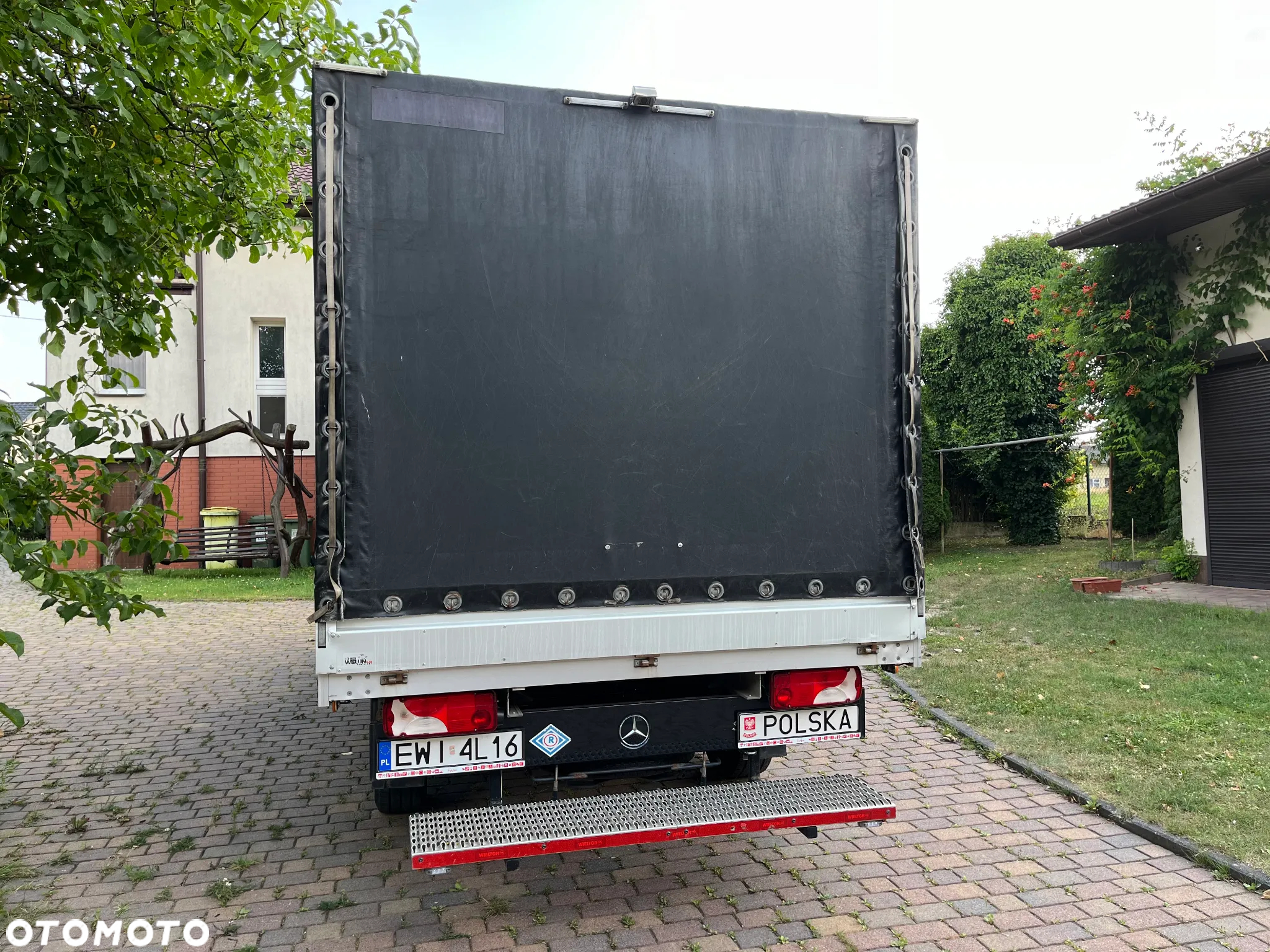 Mercedes-Benz Sprinter - 4