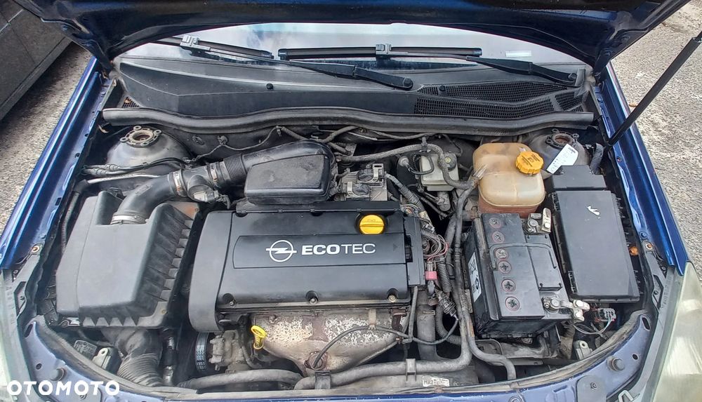 Opel Astra 1.6 Essentia - 5