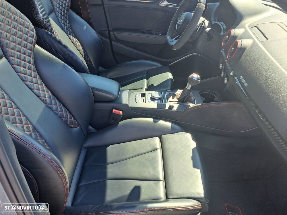 Audi RS3 Sportback S tronic - 22