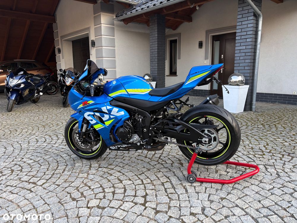Suzuki GSX-R - 13