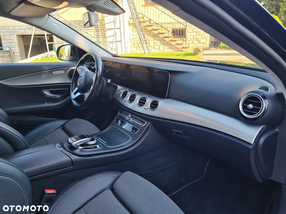 Mercedes-Benz Klasa E 300 de 9G-TRONIC - 15
