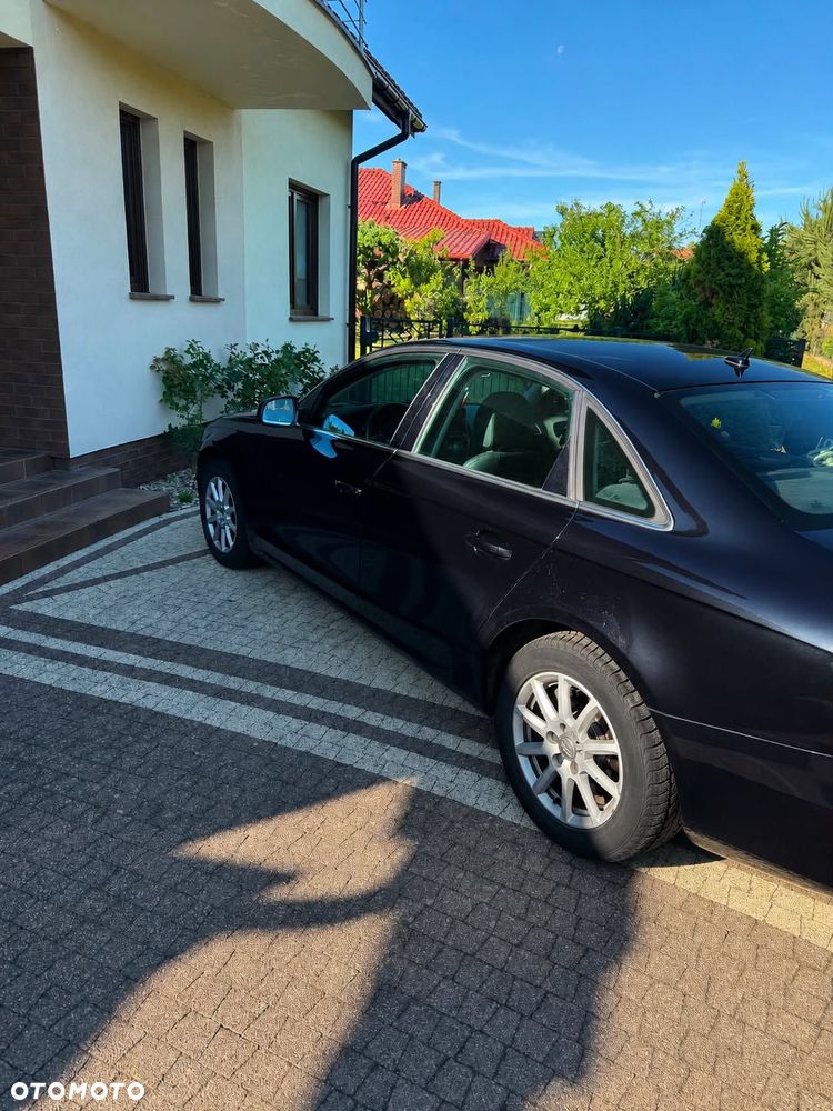 Audi A4 Limousine 2.0 TDI DPF Ambiente - 4