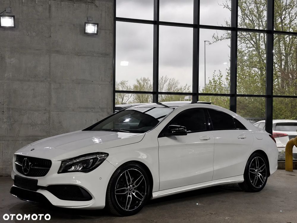 Mercedes-Benz CLA - 4