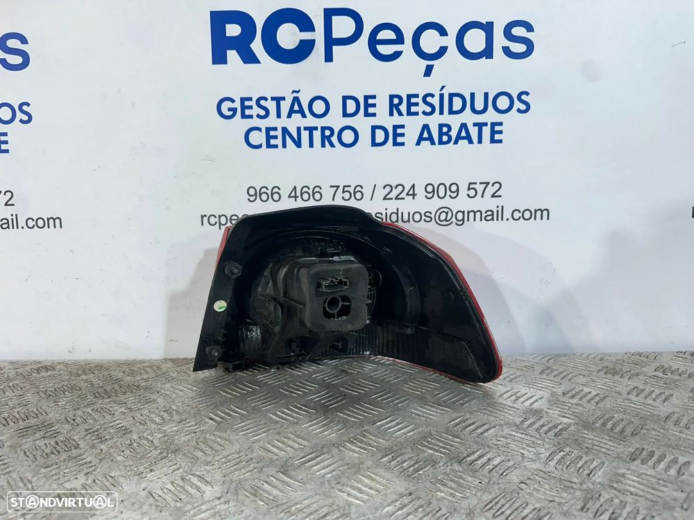 .Farolim Tras Traseiro Direito Original Volkswagen VW Golf 6 Mk6 5K0945111 2008 a 2013 - 4
