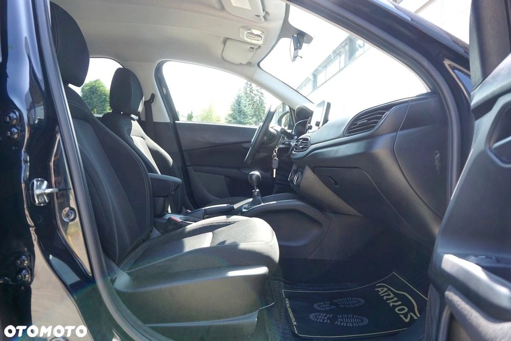 Fiat Tipo 1.4 16v Lounge EU6d - 34