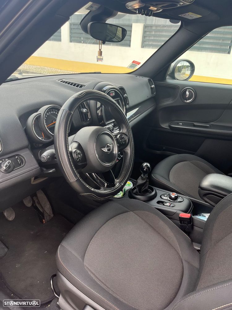 MINI Countryman One - 13