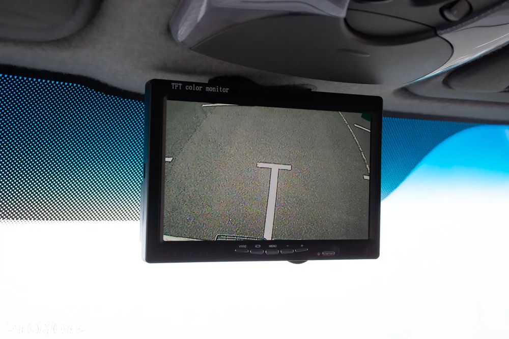 Mercedes-Benz Sprinter - 10